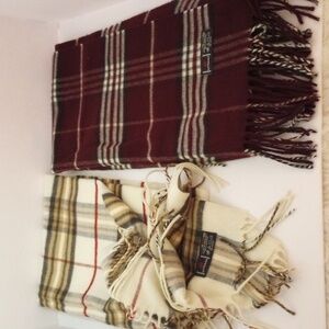 V. Fraas Men's Argyle Cashmink super soft Plaid Scarves. New without tags